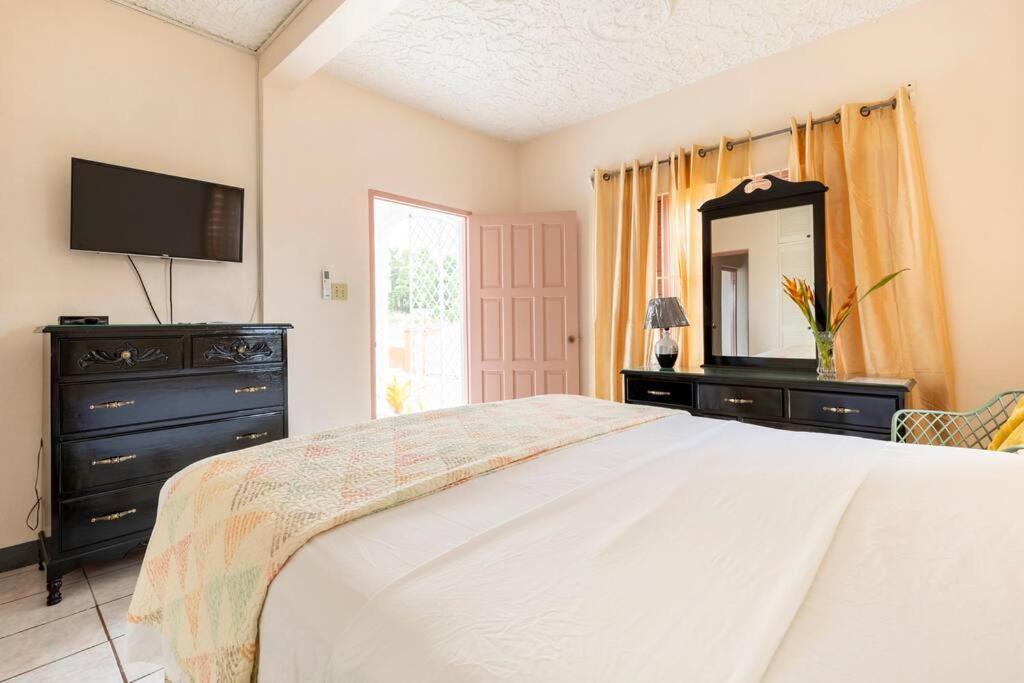 Shaw Park Gem Apt 12A Ότσο Ρίος Εξωτερικό φωτογραφία